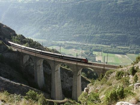 Luogelkin-Viadukt, Bern - Lötschberg - Simplon Railway, near Hohtenn, Switerland