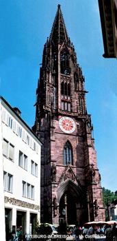 FRIBOURG-en-Brisgau – La Cathédrale, façade ouest et clocher