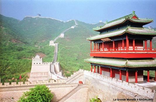 PEKIN – La Grande Muraille à BADALING, 80 km au nord-ouest de la capitale