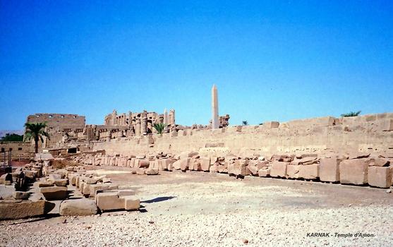 LOUQSOR, Temples de Karnak – Grand Temple d'Amon, vu du Sud-Est