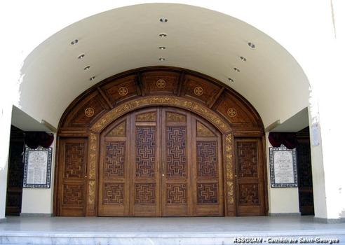 ASSOUAN – Cathédrale Saint-Georges, construite à la fin du 20e siècle, financée par souscription des fidèles de religion copte