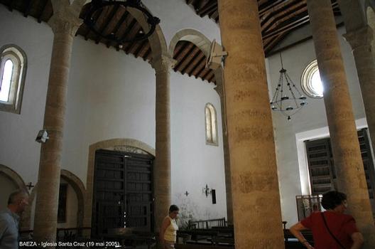 BAEZA (Andalousie), (ville inscrite au Patrimoine Mondial de l'Humanité) – Eglise Santa Cruz, c'est la seule église de Baeza qui conserve une façade romane