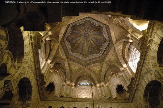 CORDOUE (Andalousie) – La Mezquita, la construction de la Grande Mosquée débuta au 8e siècle, trois agrandissements successifs lui donnèrent ses dimensions actuelles