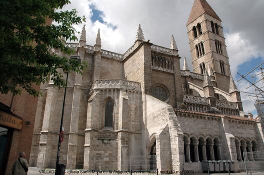 VALLADOLID (Castilla y León) – Eglise Santa-Maria de la Antigua, de style gothique, elle est adossée à un beau clocher de style roman