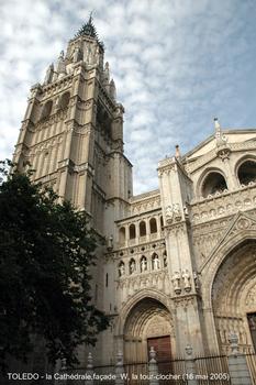 TOLEDO (Castilla-La Mancha) – Cathédrale primatiale (XIIIe au XVe siècle), la façade principale (Ouest) est disymétrique, avec une seule tour- clocher, cette caractéristique est également très fréquente en Espagne