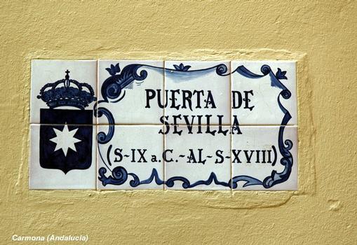 CARMONA (Andalousie) – Puerta de Sevilla, porte fortifiée des remparts maures