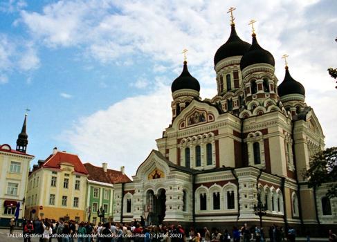 TALLIN (Estonie) – Cathédrale orthodoxe « Aleksander Nevski », construite à la fin du 19e siècle, dans le style des églises moscovites du XVIIe