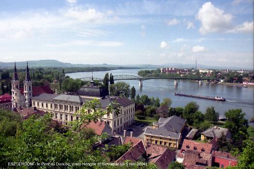 Pont sur le Danube entre Sturovo et Esztergom