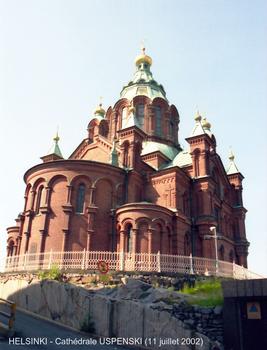HELSINKI - Cathédrale USPENSKI, c'est la plus grande église orthodoxe de Scandinavie. Achevée en 1868, c'est un ouvrage de l'architecte Aleksander Gornostajev