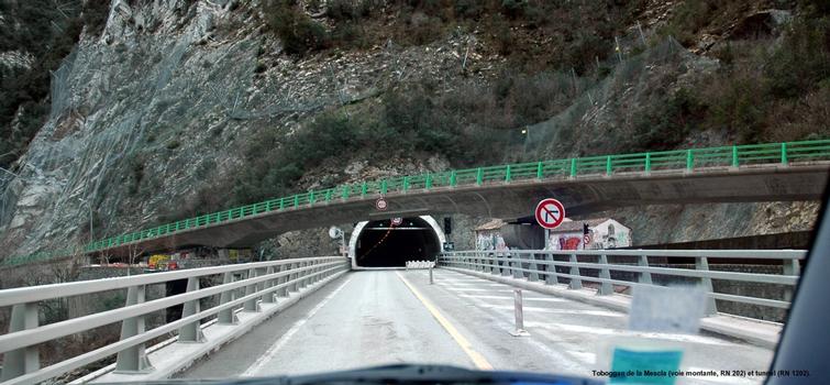 La Mescla Tunnel