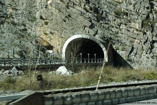 Commune de Malaussène (06, Alpes-Maritimes) – Tunnel du Reveston, RN 1202, tête d'ouvrage sud