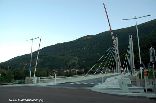 PUGET-THENIERS (06, Alpes-Maritimes) – Le Pont du Var, nouveau passage à niveau du Chemin de fer de Provence