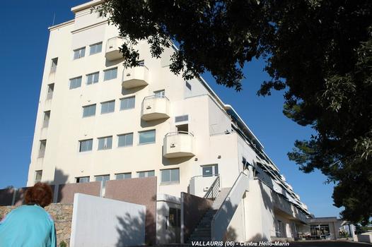 CENTRE HELIO-MARIN de VALLAURIS (06, Alpes-Maritimes) – Cet ancien sanatorium a été conçu avec des grandes terrasses ensoleillées exposées plein sud