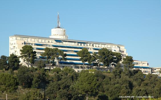 CENTRE HELIO-MARIN de VALLAURIS (06, Alpes-Maritimes) – Cet ancien sanatorium a été conçu avec des grandes terrasses ensoleillées exposées plein sud