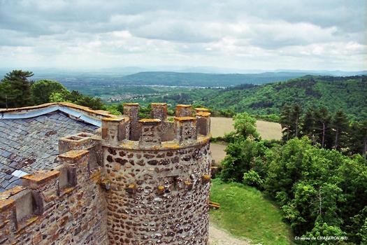 LOUBEYRAT (63, Puy-de-Dôme) - Château de CHAZERON, tourelle d'angle sud-est