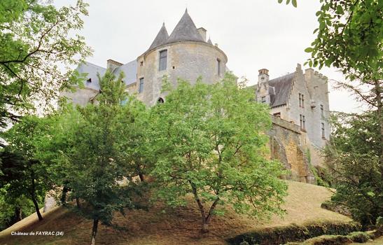 Château de FAYRAC (Castelnaud-la-Chapelle, 24, Dordogne) – Château du 16e siècle, sur la rive gauche de la Dordogne