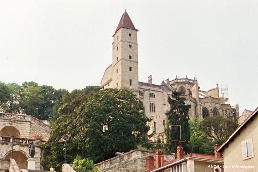 AUCH (32, Gers) – La Tour d'Armagnac (hauteur 40 m) du 14e siècle, ancienne tour des prisons