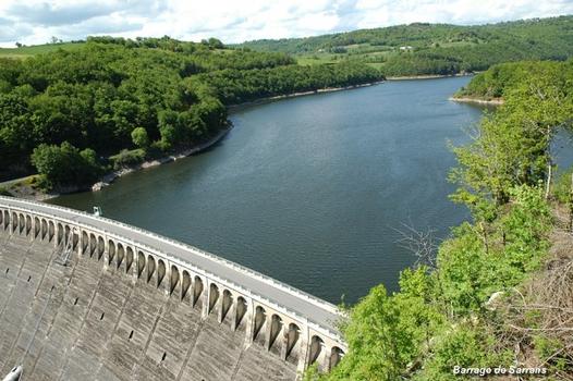 Barrage de SARRANS (12, Aveyron) - le barrage et le lac