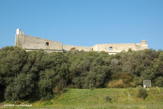 ANTIBES (06, Alpes-Maritimes) – Le fort Championnet, ou Fort-Carré, face nord-est