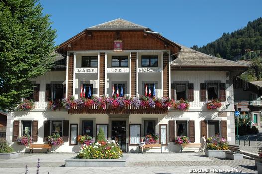 MORZINE (74110, Haute-Savoie) – l'Hôtel-de-Ville