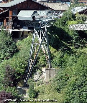 MORZINE (74110, Haute-Savoie) – Télécabine de Super-Morzine, station inférieure