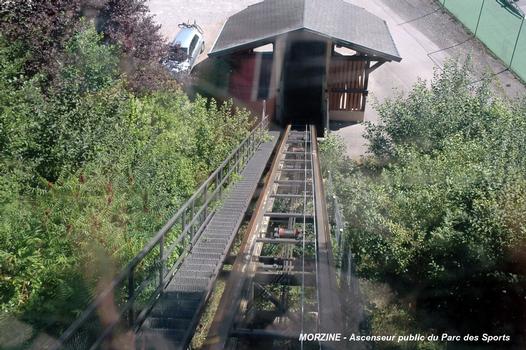 MORZINE (74110, Haute-Savoie) – l'ascenseur-funiculaire du Parc-des-Sports