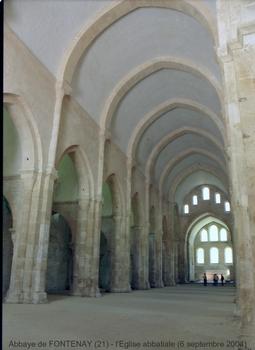 Abbaye de Fontenay (21): Abbaye cistercienne fondée au 12e siècle par Saint-Bernard
