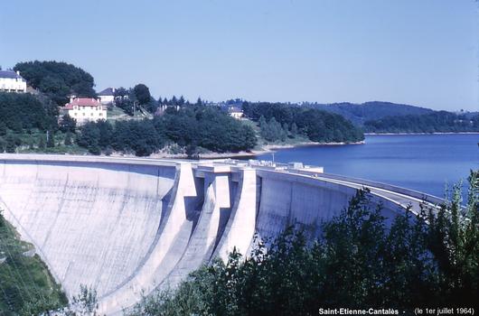 Saint-Etienne-Cantalès Dam