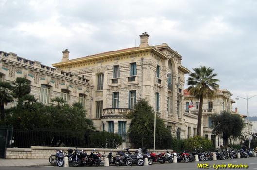 NICE (06, Alpes-Maritimes) - Lycée Masséna, façades sur l'avenue Félix Faure, le bâtiment actuel est de 1931