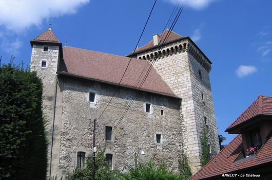 ANNECY (74000, Haute-Savoie) – Le Château, Tour et Logis Perrière (15e siècle)