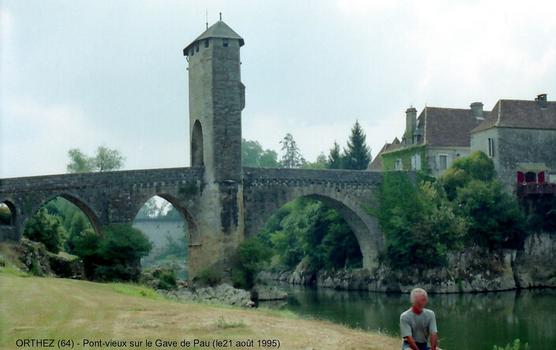 ORTHEZ (64) – Le Pont-vieux du XIIIe
