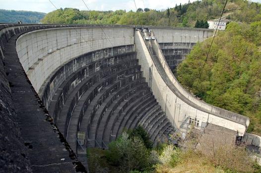 Bort-les-Orgues Dam