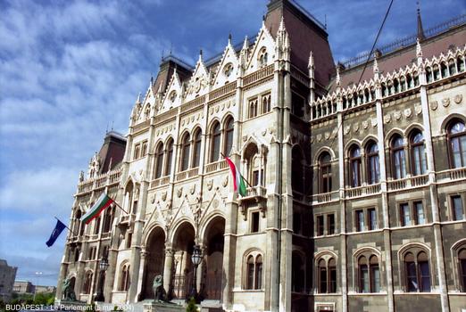 BUDAPEST - Le Parlement