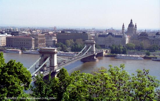 BUDAPEST - Le Pont des chaînes (Széchenyi lánchid)