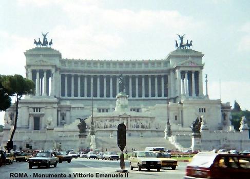 ROME – Monument à Victor Emmanuel II, premier roi de l'Italie unifiée