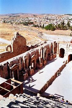 JERASH (JARASH) – Ancienne GERASA, l'une des dix cités de la Décapole héllenistique, le Théâtre sud, construit au Ie siècle, pouvait accueillir 5 000 spectateurs
