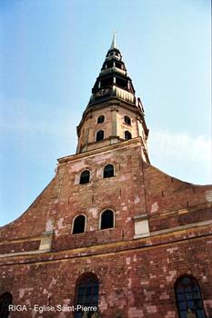 RIGA – Eglise Saint-Pierre, construite à la fin du XVIIe, le clocher s'élève à 122 m