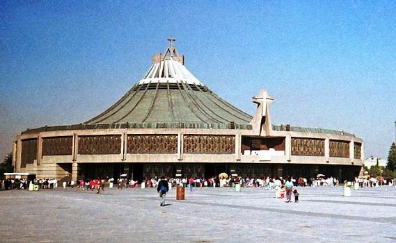 MEXICO - Basilique N-D de Guadalupe, inaugurée le 12 octobre 1976