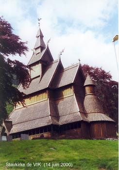 VIK (Sogn og Fjordane) - HOPPERSTAD STAVKIRKE, église en «bois debout» du 12e siècle