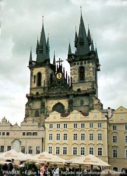 PRAGUE – Eglise Notre-Dame de Tyn (Panna Marie pred Týnem), imposante construction gothique édifiée du 14e au 17e siècle, l'intérieur, en restauration, est de style baroque