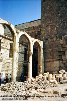DAMAS – Mosquée des Omeyyades (Djami al-Oumawi), construite au début du 8e siècle par le Calife omeyyade Al Walid, sur un emplacement dédié au culte divin depuis le 9e siècle av.JC