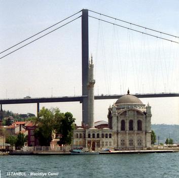 Dolmabahçe Mosque, Istanbul, in front of the Bosphorus Bridge
