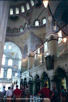 ISTANBUL - Sultan Ahmet Camii (la Mosquée Bleue)