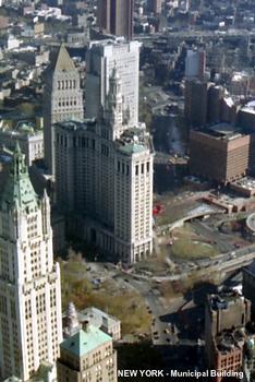 NEW YORK – Civic-Center, le Municipal Building (1914)