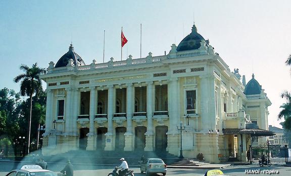 HANOÏ – L'Opéra ou Théâtre Municipal (Nha Hat Lon), construit en 1911