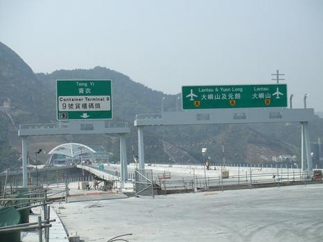 Route 8 – East Tsing Yi Viaduct
