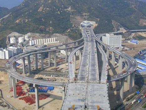 Route 8 – East Tsing Yi Viaduct