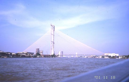 Rama VIII Bridge, Bangkok. General view of bridge prior to final closer