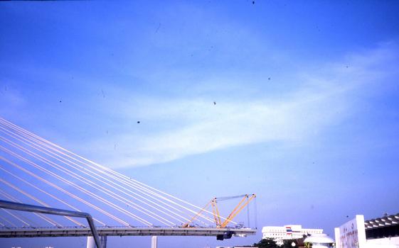 Rama VIII-Brücke, Bangkok