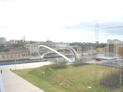 Gateshead Millennium Bridge. OPEN FOR SHIP
